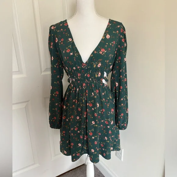 Forest Green Floral Mini Dress - Picture 1 of 5